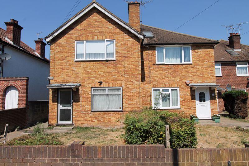 Ferrymead Avenue, Greenford 2 bed property for sale £350,000
