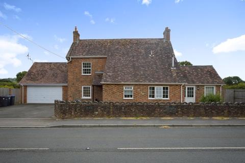 Kiln Mead Hindon Road, Dinton, Salisbury, SP3 5DZ