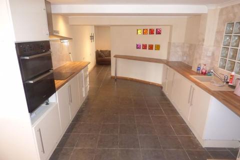 89 Bristol Road, Gloucester, GL1 5SN