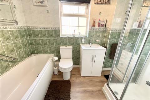 6 Bridgewater Way, Ravenfield, Rotherham, S65 4GH