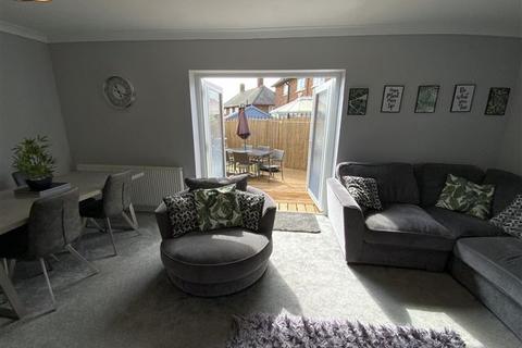 2 Ballifield Place, Sheffield, S13 9HT