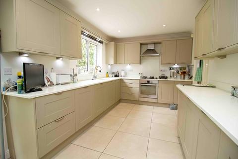 4 bedroom detached house for sale - Further Vell-Mead, Church Crookham, Fleet, GU52