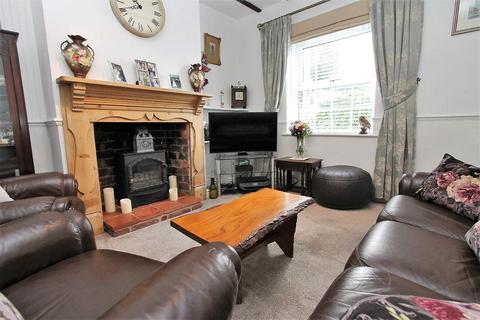 2 bedroom cottage for sale - Field Lane, Oldswinford, Stourbridge, DY8