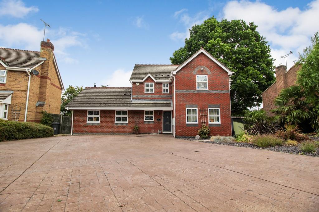 The Sadlers, Tilehurst, Reading, RG31 4 bed detached house £850,000