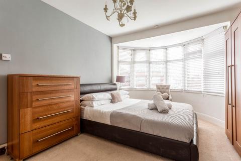 3 bedroom semi-detached house to rent, Rushlake Road, Brighton