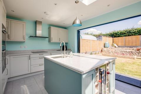 4 Ashfield Road, Chesham, HP5 3DN