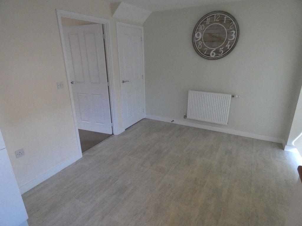 Eldon Street, South Shields 3 bed detached house £795 pcm (£183 pw)