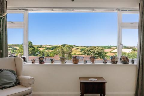 3 Beadon Road, Salcombe, TQ8 8LX