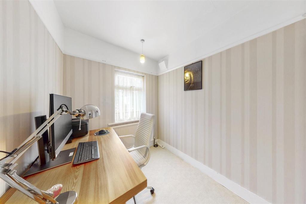 74 Carlton Avenue West - Fy Soum2f Qe Bi4y3 RMhk L.jpg