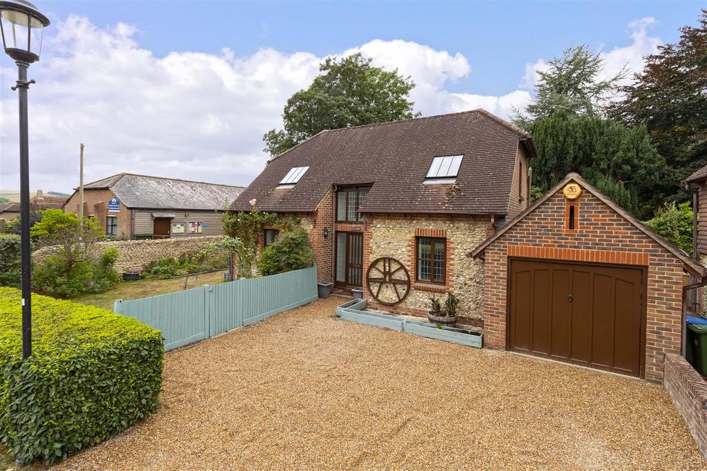 Church Farm Walk, Upper Beeding, Steyning 4 bed detached house for sale