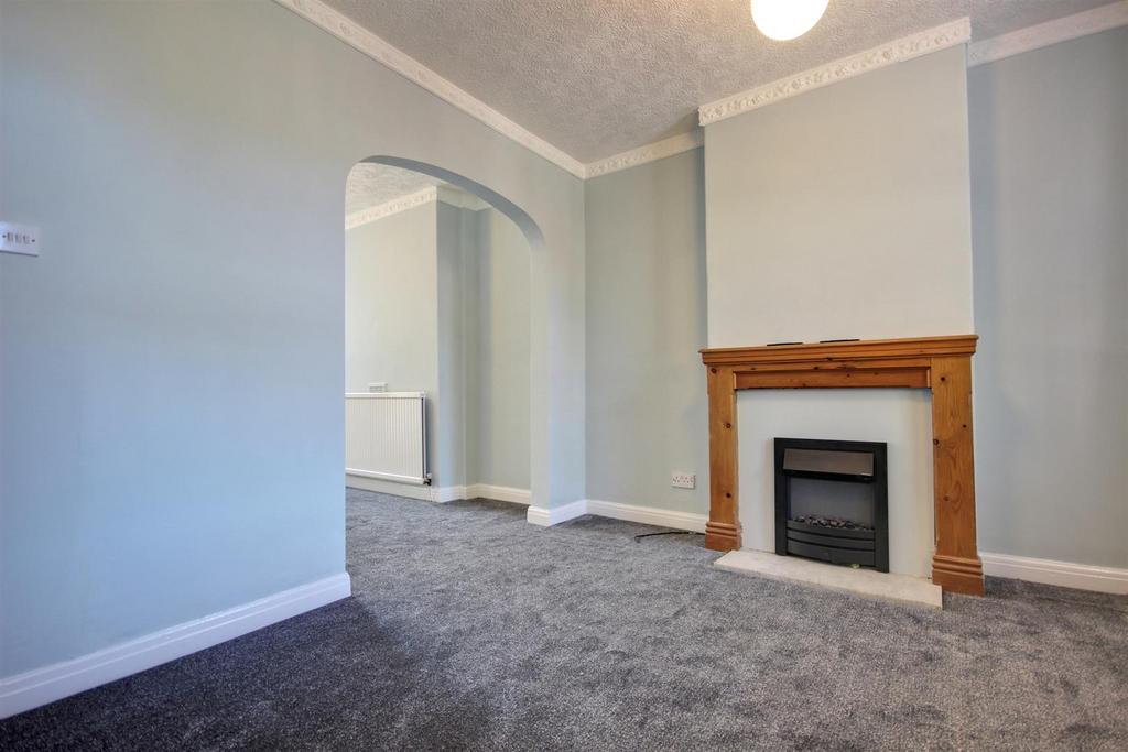 Walkergate, Beverley 2 bed terraced house £185,000