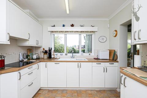2 Harewood Hill, Theydon Bois, Epping, CM16 7EA
