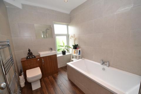 95 Albion Road, Bradford, BD10 9QL