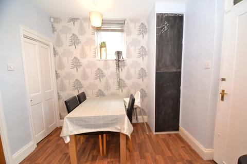 95 Albion Road, Bradford, BD10 9QL