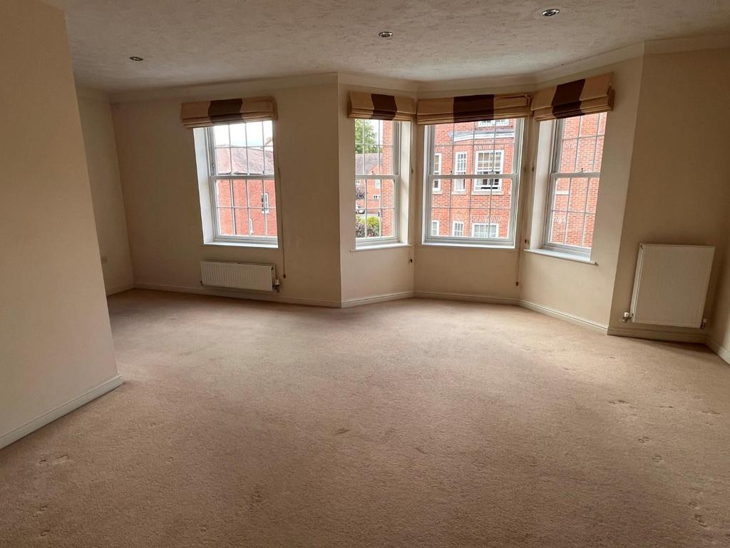 Lattimore Road, StratfordUponAvon 2 bed apartment £925 pcm (£213 pw)