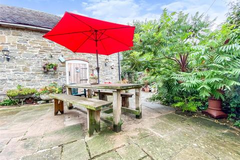 Round House Clun Road, Aston On Clun, Craven Arms, SY7 8EW