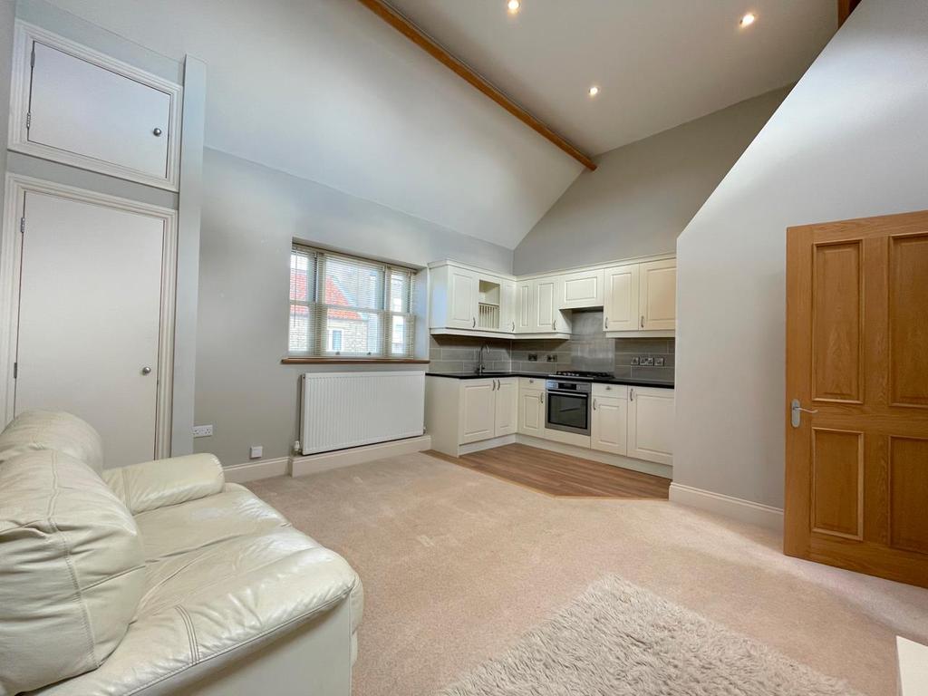 West End, Kirkbymoorside, York 1 bed flat £425 pcm (£98 pw)