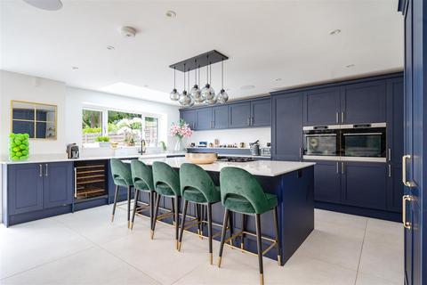 5 Broadfern Road, Knowle, Solihull, B93 9DE