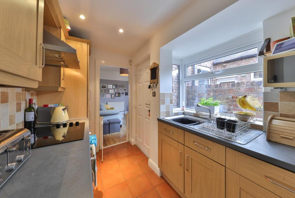 Baker Street, York, North Yorkshire 2 bed terraced house £240,000