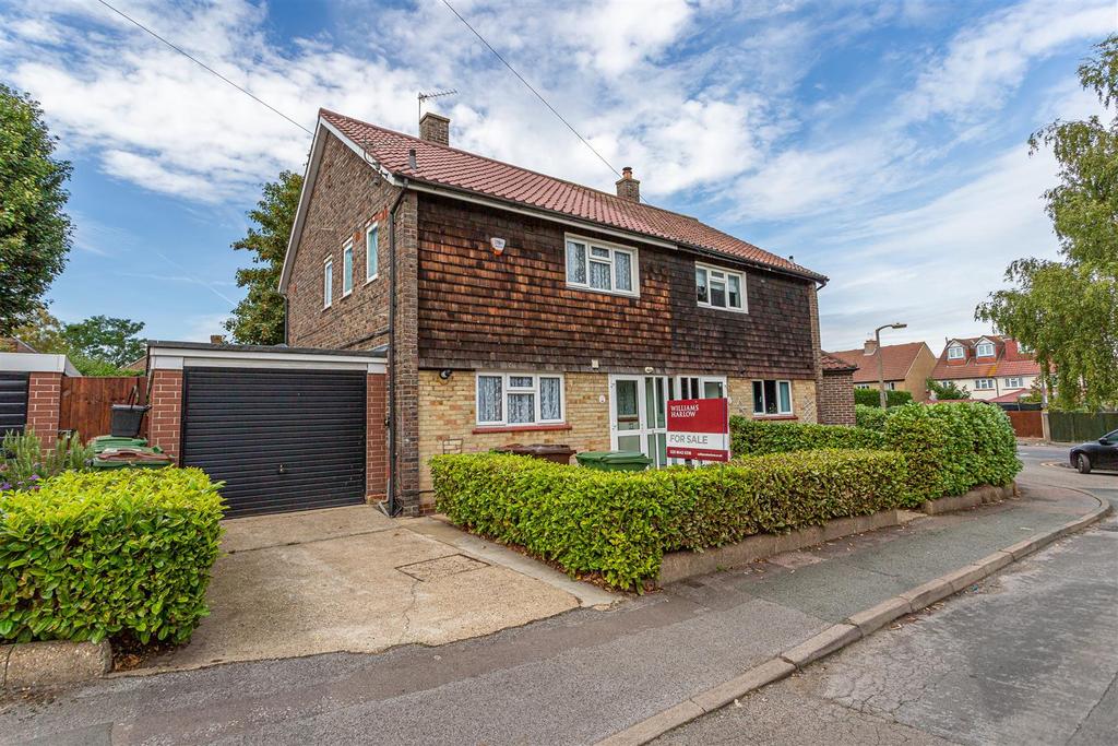 Antrobus Close, Cheam, Sutton 3 bed semidetached house for sale £550,000