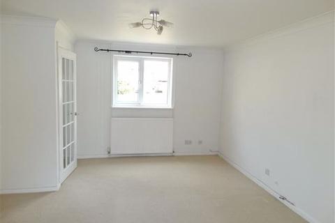 3 bedroom terraced house to rent - Tantallon Court, Longthorpe, PE3 6SN