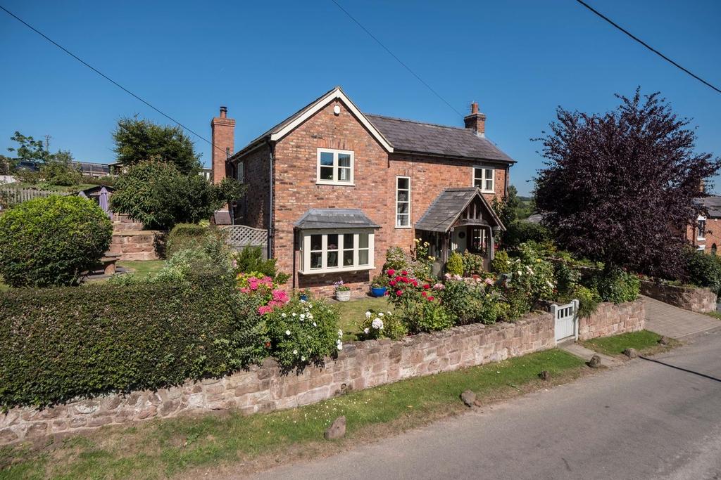 Sherrington Lane, Brown Knowl 4 bed detached house for sale £875,000