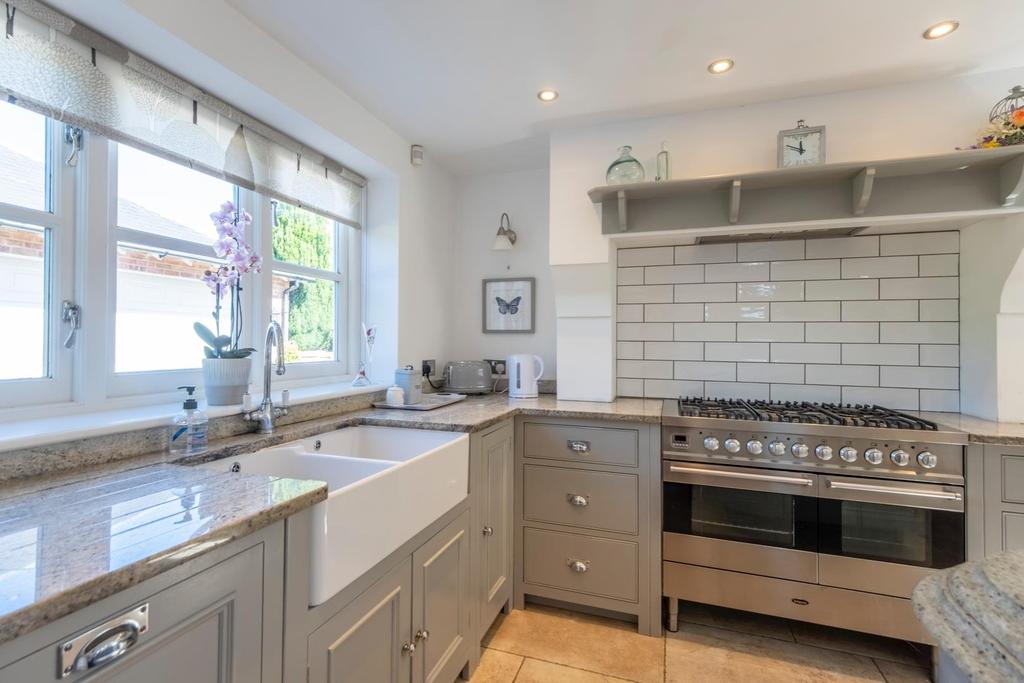 Rose Cottage-012.JPG
