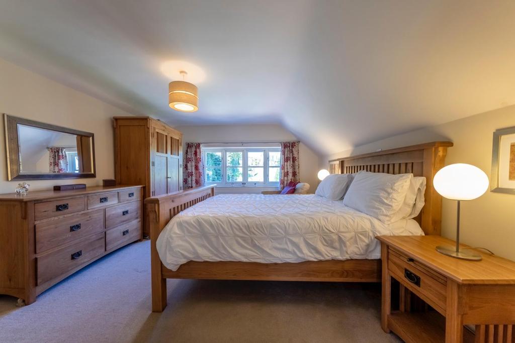 Rose Cottage-032.JPG