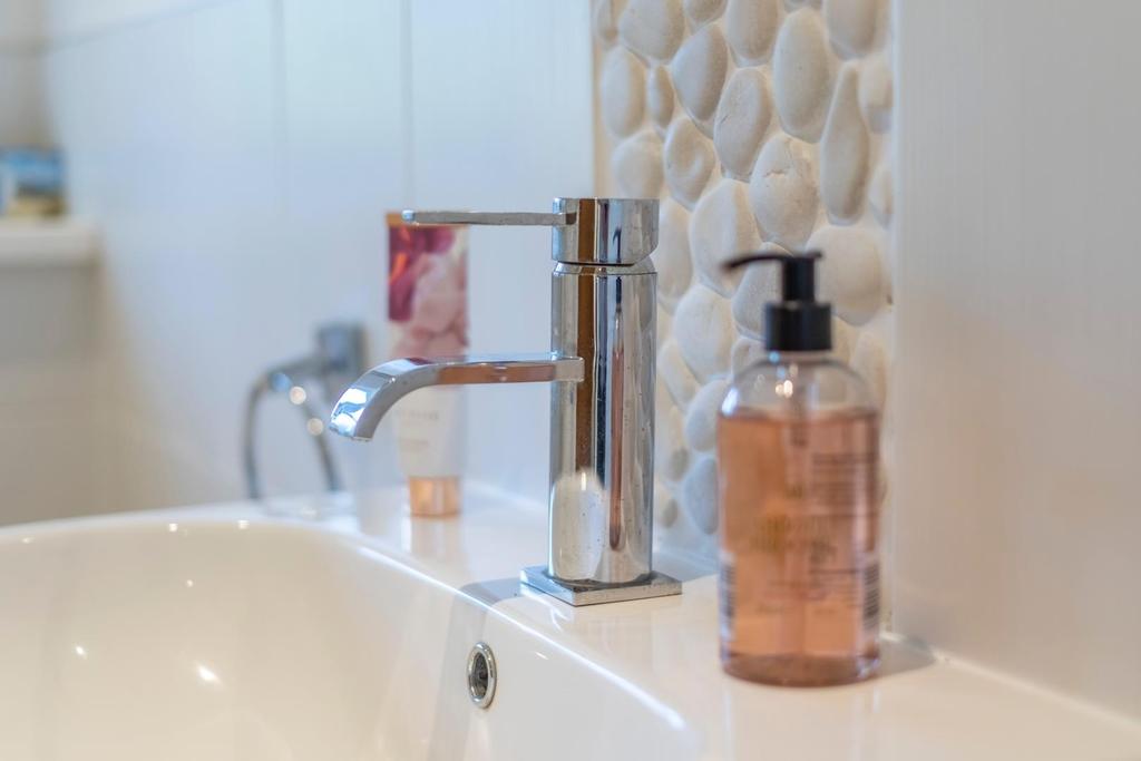 Rose Cottage-056.JPG