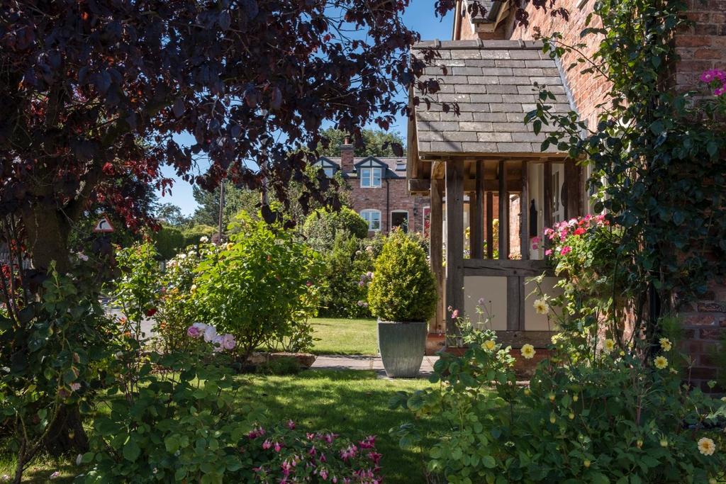 Rose Cottage-007.JPG