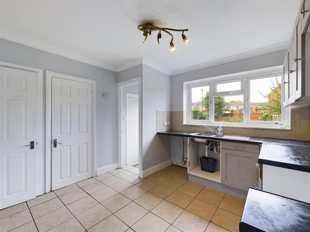 CAM00141 P1-PR0465-STILL02.jpg