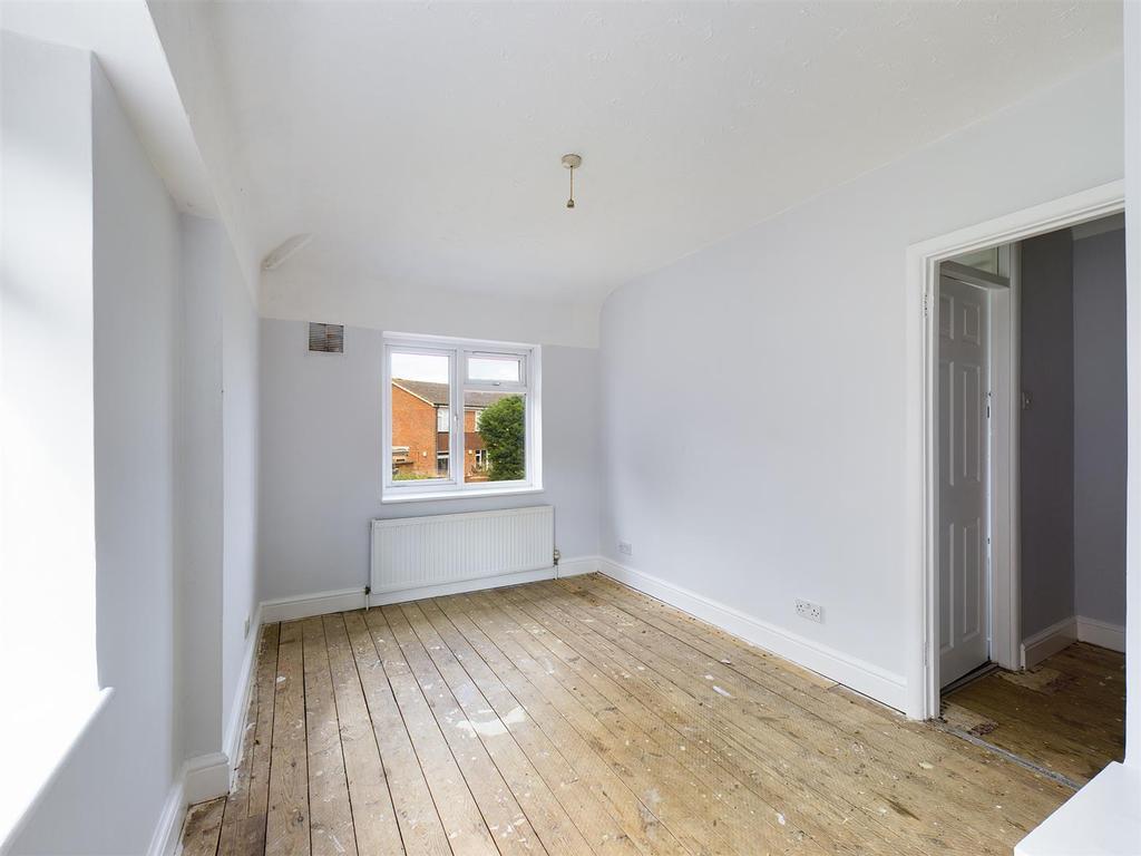 CAM00141 P1-PR0465-STILL06.jpg