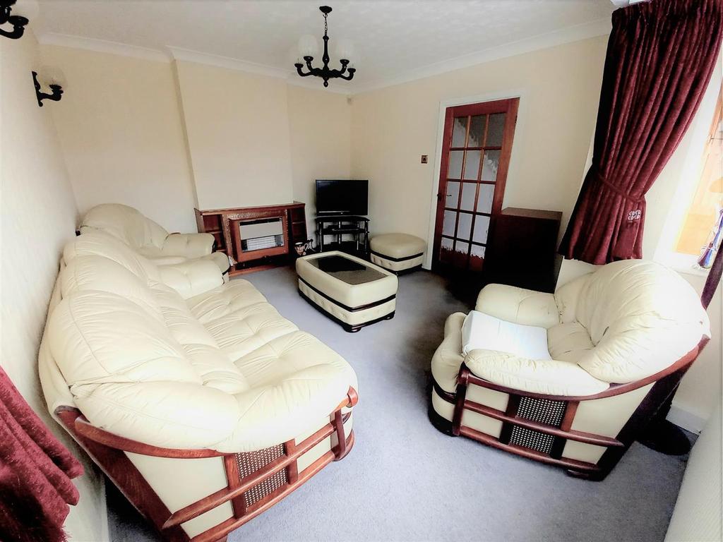 Outmore Road, Sheldon, Birmingham 2 bed end of terrace house £210,000