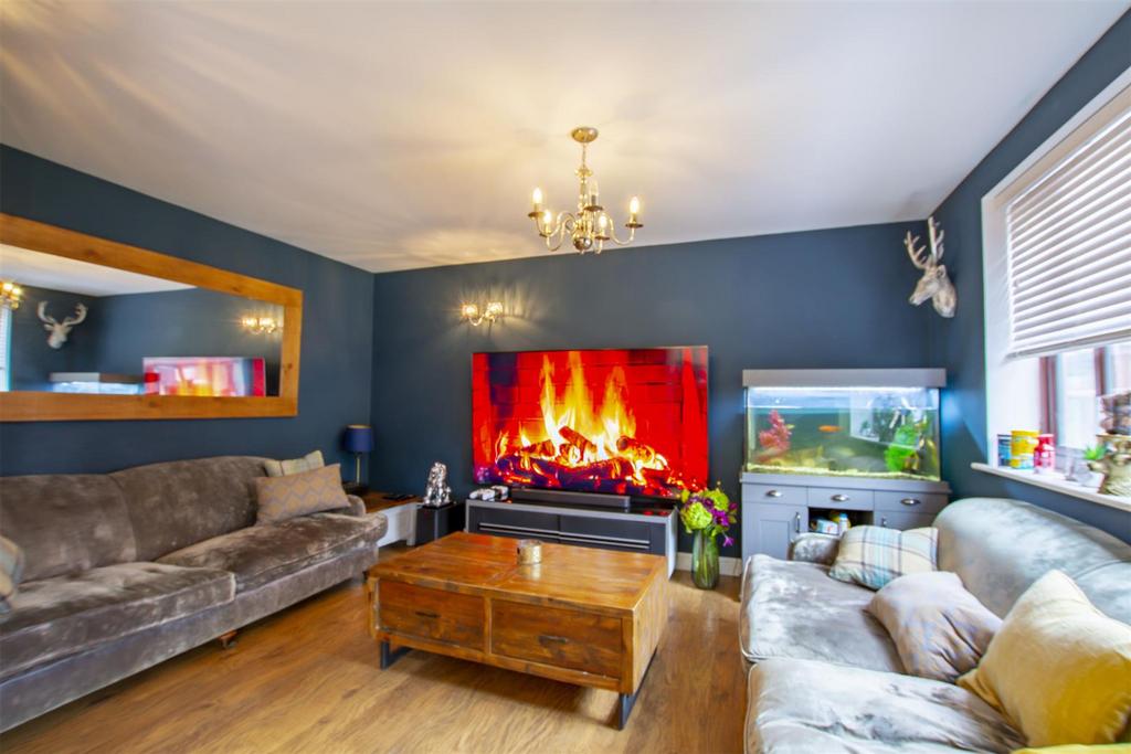 Living Room (2)-HDR copy.jpg