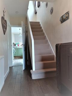 1 Highlands Close, Bradford, BD7 4BL