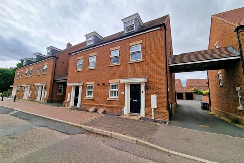3 bedroom semi-detached house for sale - Shearwater Road, Apsley, Hemel Hempstead