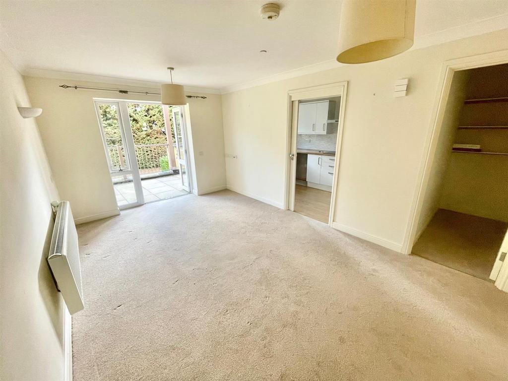 Malmesbury Road, Chippenham 1 bed retirement property for sale £115,000