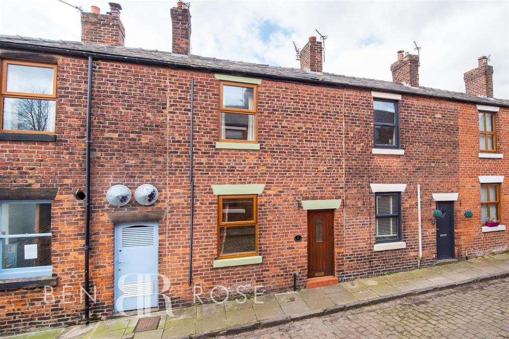 Mill Street, Wheelton, Chorley 2 bed terraced house £750 pcm (£173 pw)