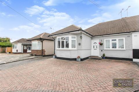 11 Carruthers Close, Wickford, SS11 7EZ