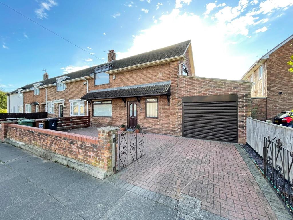Kilmarnock Road, Owton Manor, Hartlepool 2 bed end of terrace house £104,950