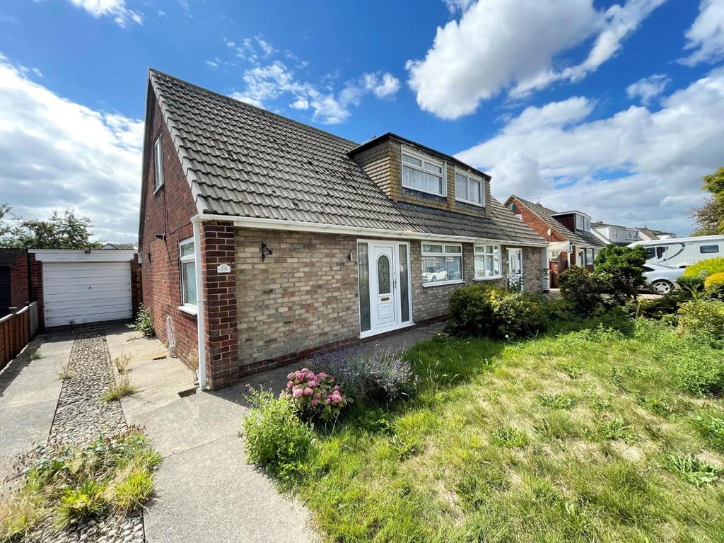 Fens Crescent, Fens, Hartlepool 2 bed semidetached bungalow for sale