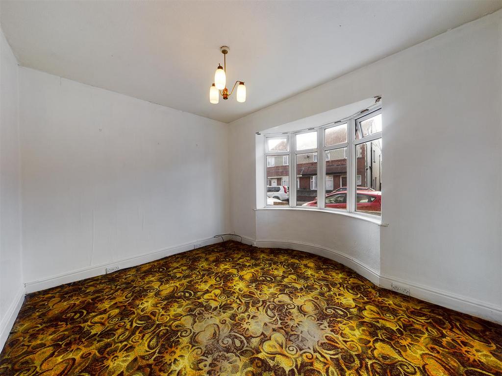 Hermitage Road, Bridlington 3 bed semidetached house £129,950