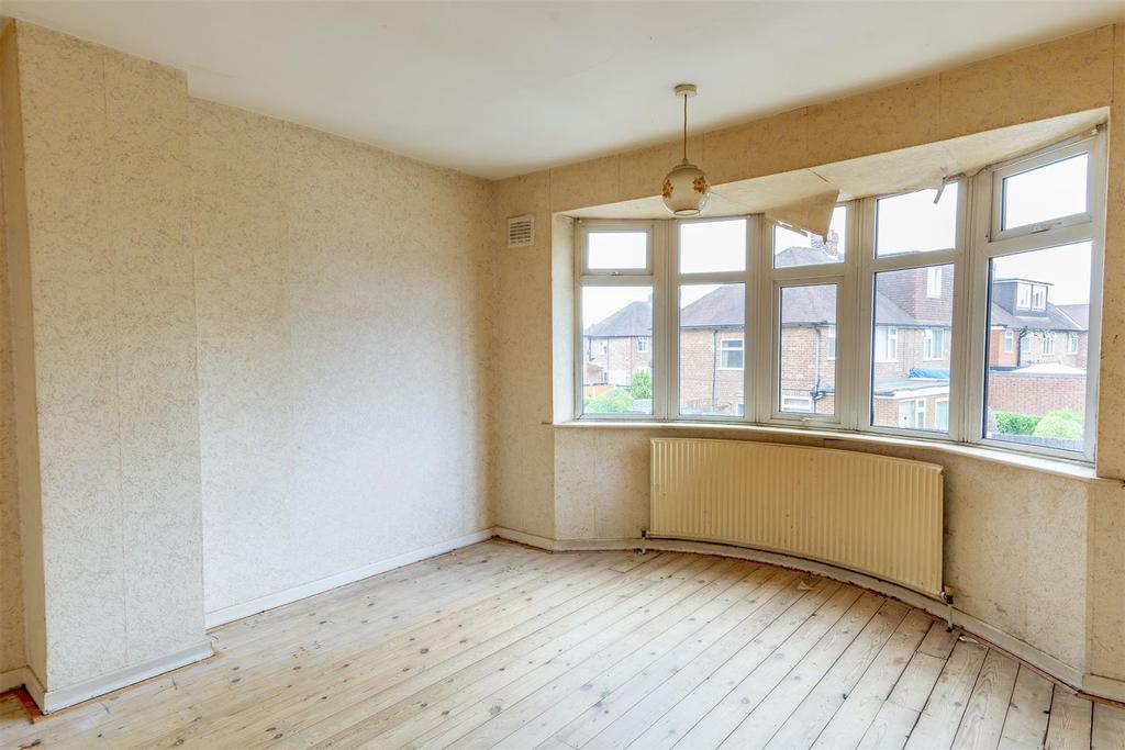 Crofton Road, Attenborough, Nottingham 3 bed semidetached house for