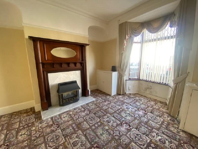 London Road, Neath, Neath Port Talbot. 4 bed terraced house £145,000