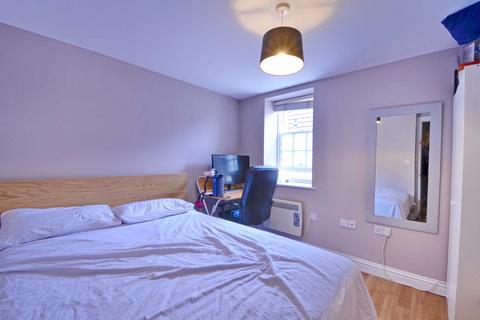 2 bedroom apartment to rent, Wick Road, Brislington