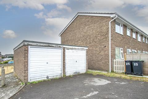 2 bedroom flat for sale, Derwent Close, Ferndown