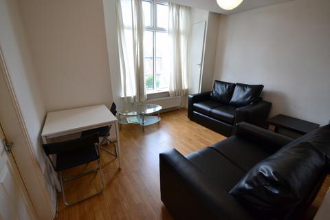 1 bedroom flat to rent, Osborne Road, Levenshulme, Manchester, M19 2DT