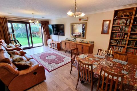 3 bedroom detached bungalow for sale - Aldwick Felds, Bognor Regis