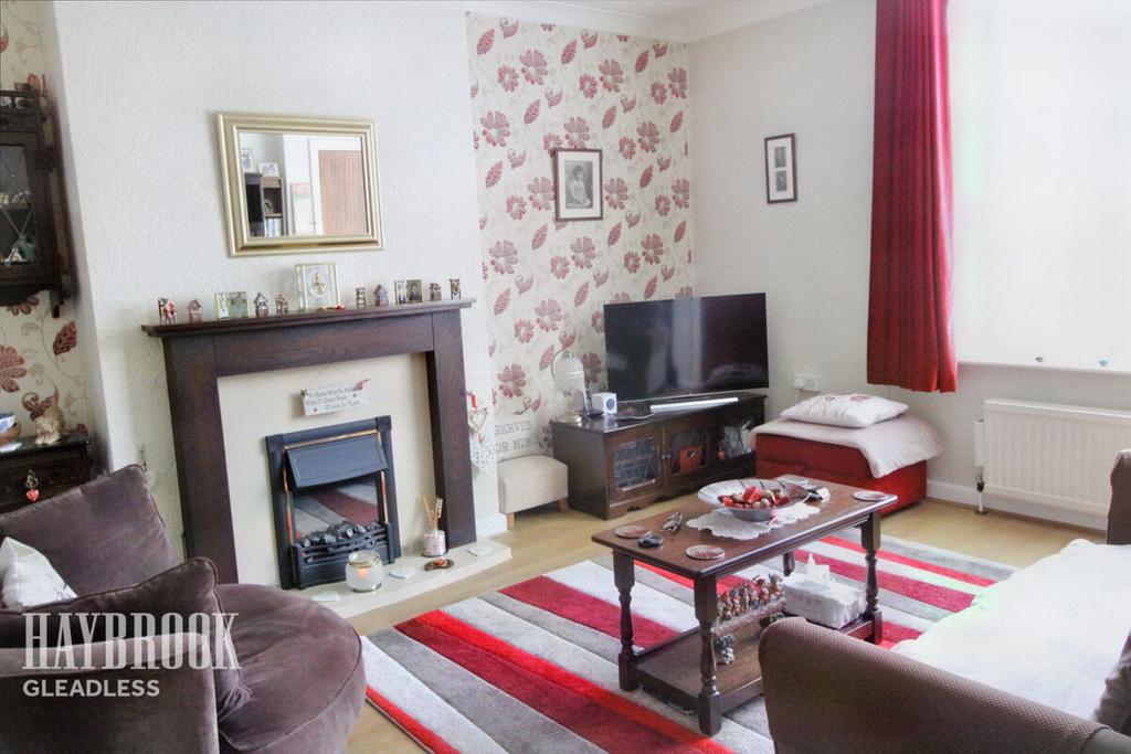 Greenhill Avenue, Sheffield 3 bed end of terrace house £190,000
