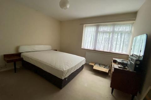 1 Carrington Close, Borehamwood, WD6 2HB